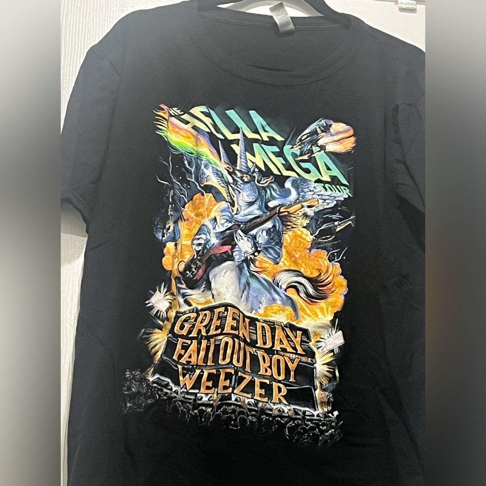 Hella Mega Tour 2021 Tour Shirt